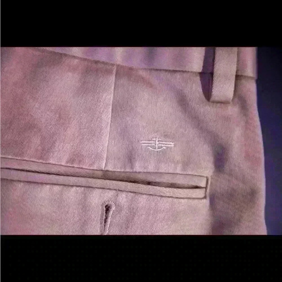 Dockers Men's Classic Fit Pleated Khakis Pants Beige W36 L32 Style 406694123 - Picture 3 of 8